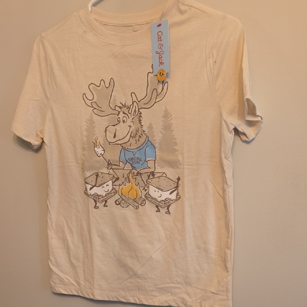 Cat & Jack Boys Graphic T Shirt -‎ Moose Roasting Marshmallows